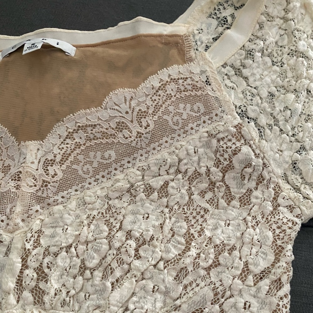 Detailed top - Picture 2 of 3